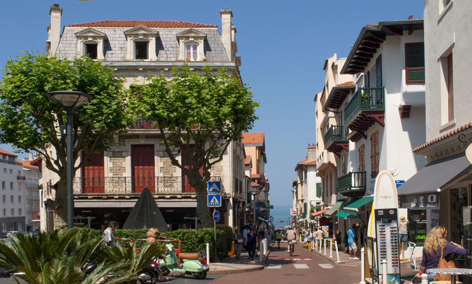 Rue du Port Vieux - Biarritz, France